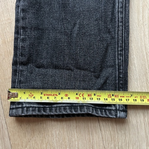 ABERCROMBIE & FITCH 90s Straight Ultra High Rise Sz 27/4R Black Jeans CrissCross - Picture 12 of 12